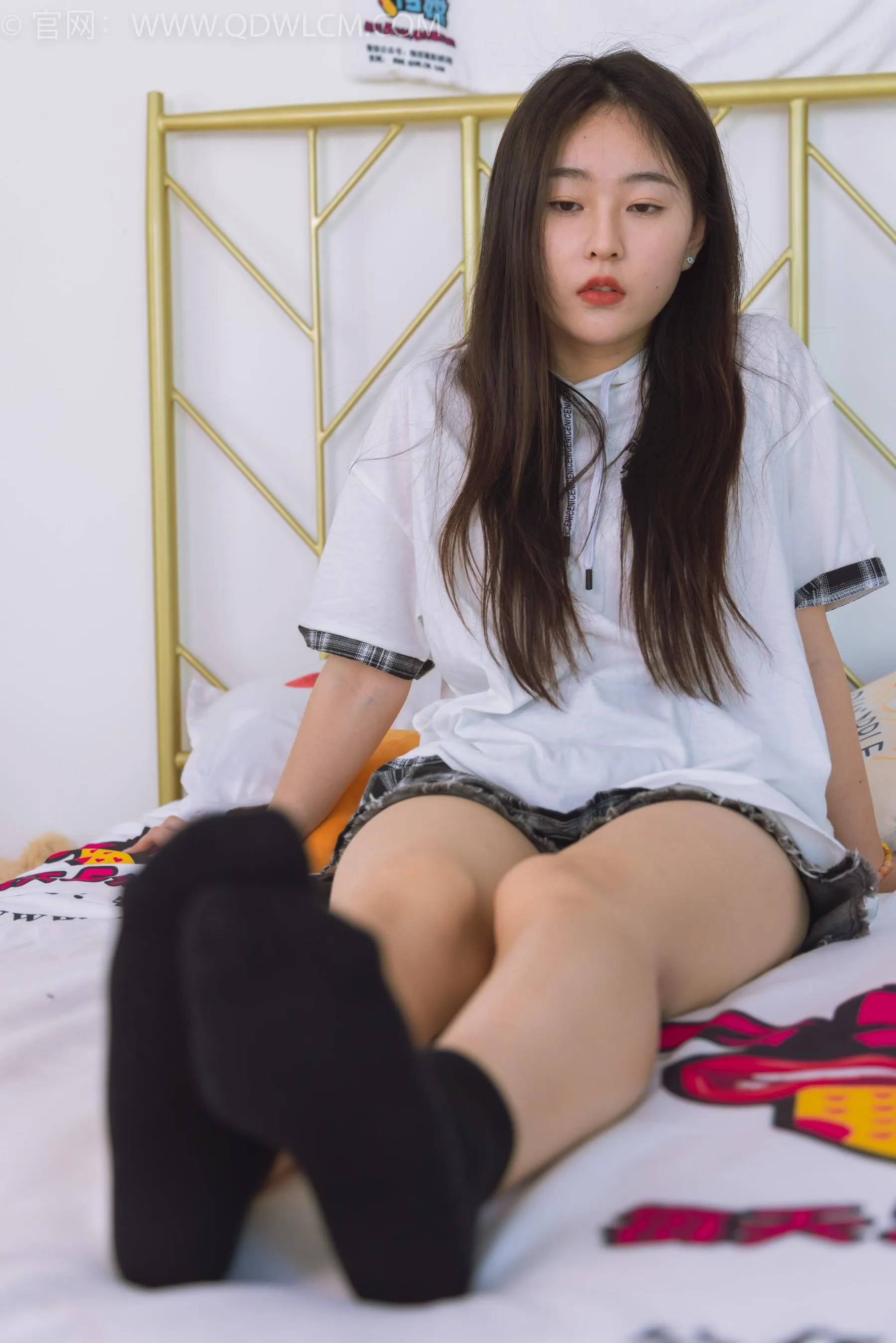 物恋传媒 NO.1529 美兔-秋日落叶 [151P]插图7